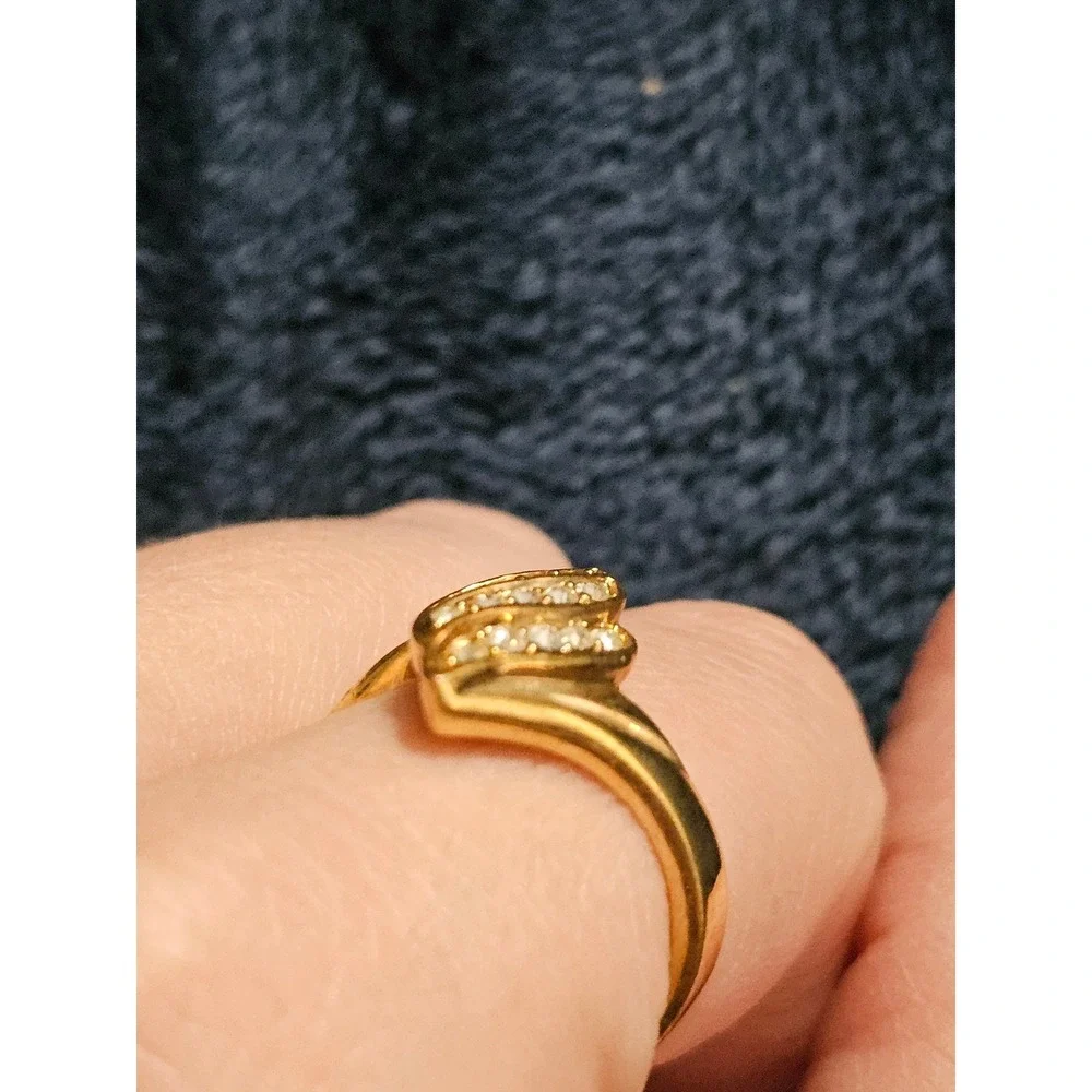 Gold Tone Bypass Swirl Crystal Statement Ring Size 8 Clear Stone Cocktail Ring